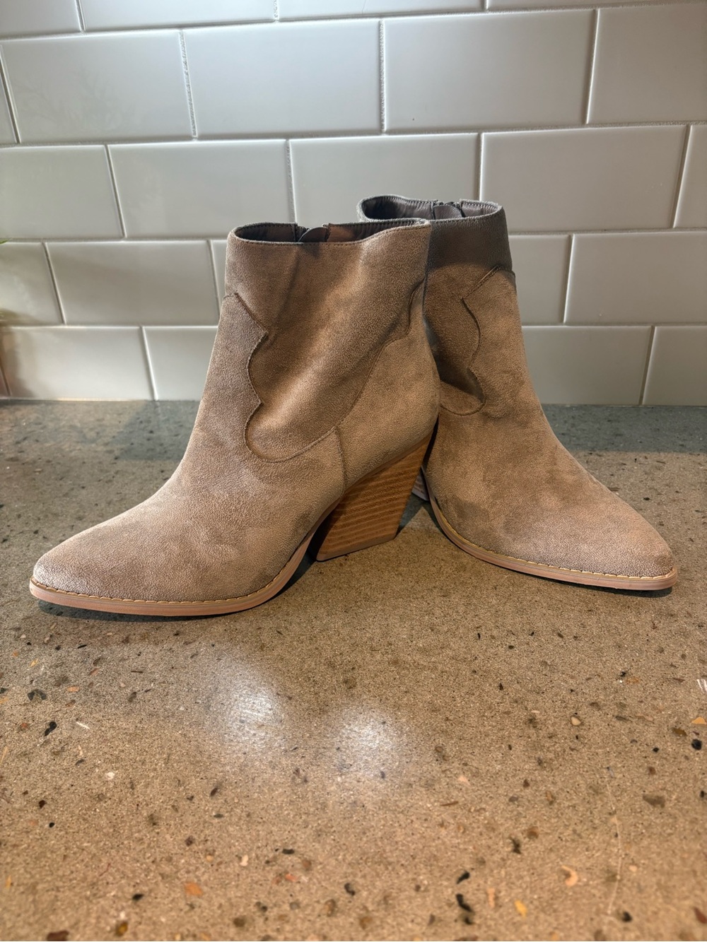 NWOT MI. IM Taupe Suede Western Ankle Booties | Size 8.5